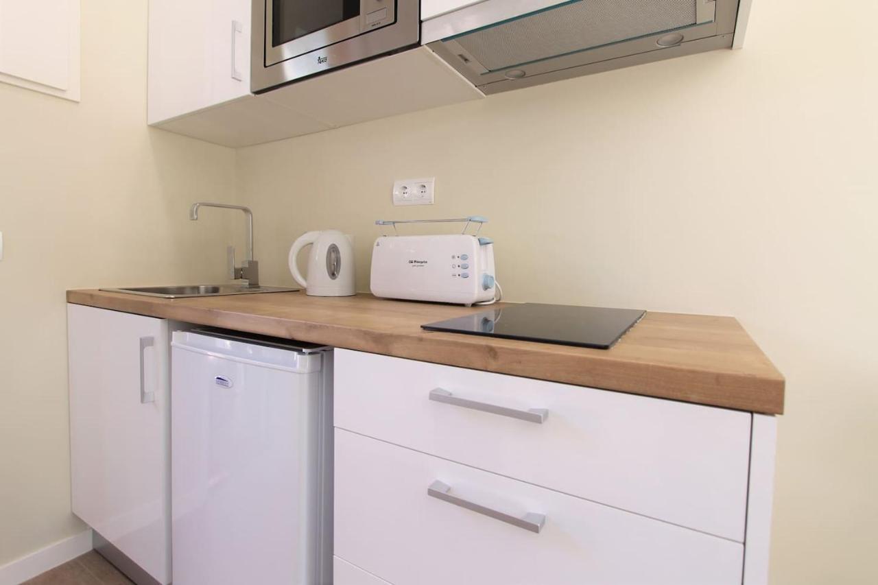 Petit Bijou - Beach Apartment III Castelldefels Bagian luar foto