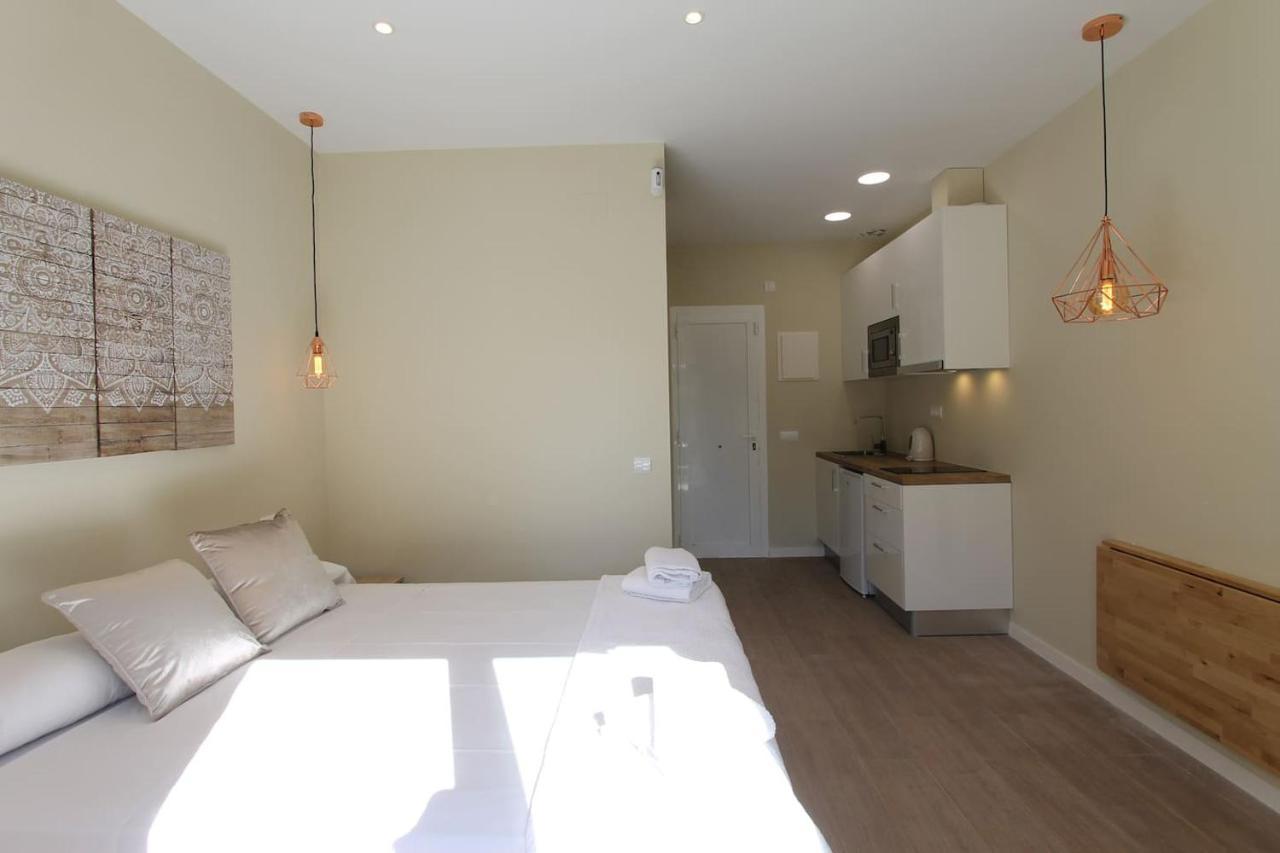 Petit Bijou - Beach Apartment III Castelldefels Bagian luar foto